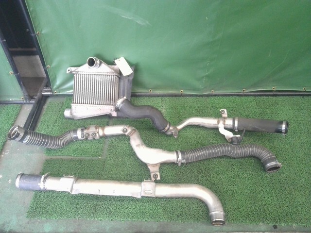 NV350キャラバン LDF-VW2E26 インタークーラー K23 14461-3XN0A パイピング付拍卖