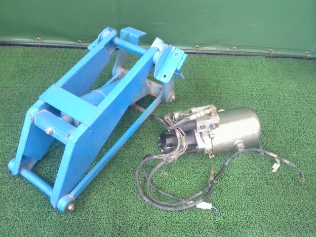 キャリィ EBD-DA63T ダンプシリンダー 26U 97300-56H01 ダンプホイスト拍卖