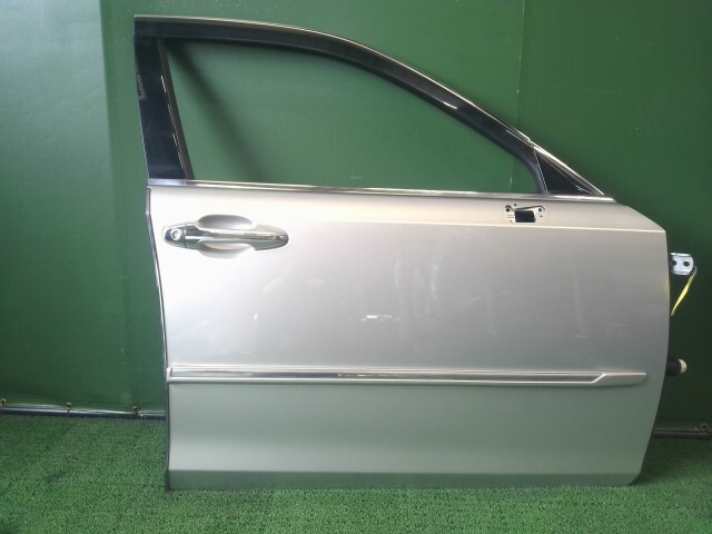クラウン DAA-AWS210 右フロントドア 右Fドア 運転席 1J6 67001-30880拍卖