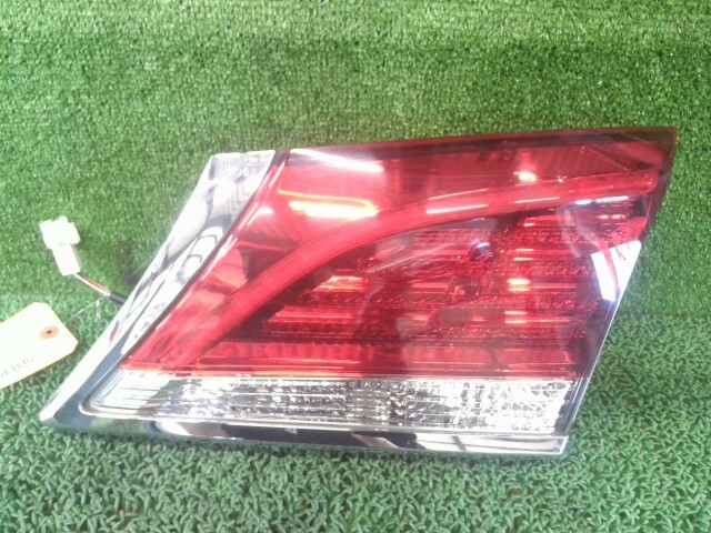 クラウン DAA-AWS210 右フィニッシャーパネル 1J6 30-405 81581-30520 81581-30521拍卖