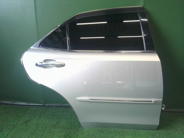 クラウン DAA-AWS210 右リアドア 右Rドア 1J6 67003-30660 67003-30661拍卖