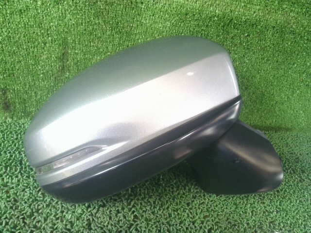 シャトル DAA-GP7 右サイドミラー 右ドアミラー NH830M 76208-T5A-J31拍卖