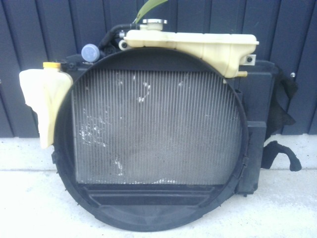 NV350キャラバン LDF-VW2E26 ラジエ-タ- ラジエタ- KBE 21460-3XC0A拍卖