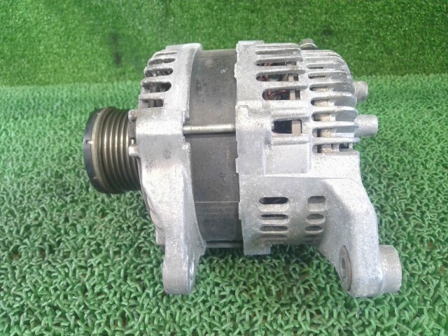 NV350キャラバン LDF-VW2E26 オルタネーター ダイナモ オルタネター K23 23100-3XN0A 23100-3XN1A拍卖