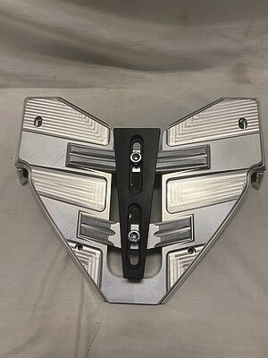 BT CHOPPERS製 M8のワイドフレームに適合 バッテリーカバー及びシートマウント ミルウォーキーエイト ブレイクアウト ファットボーイ 拍卖