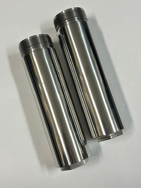 日本製 ハーレー用ステンレス製フォークジョイント 49mmフォーク用 150mm M8 ミルウォーキー8 ツインカム 06~ダイナ V-ROD適合 ポリッシュ拍卖