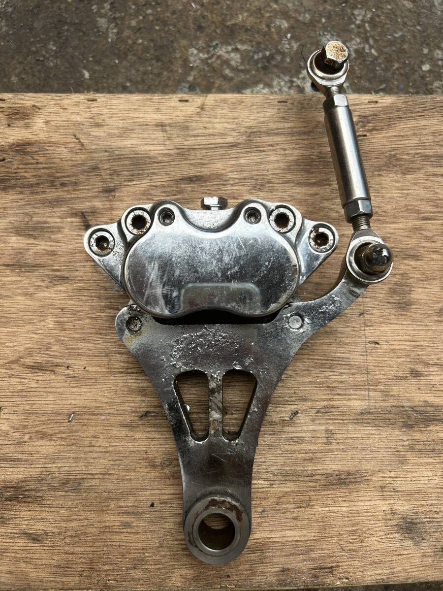 中古部品 中古 ブレーキキャリパー 11.5インチ ローター用 ※神経質な方の入札はご遠慮ください。拍卖
