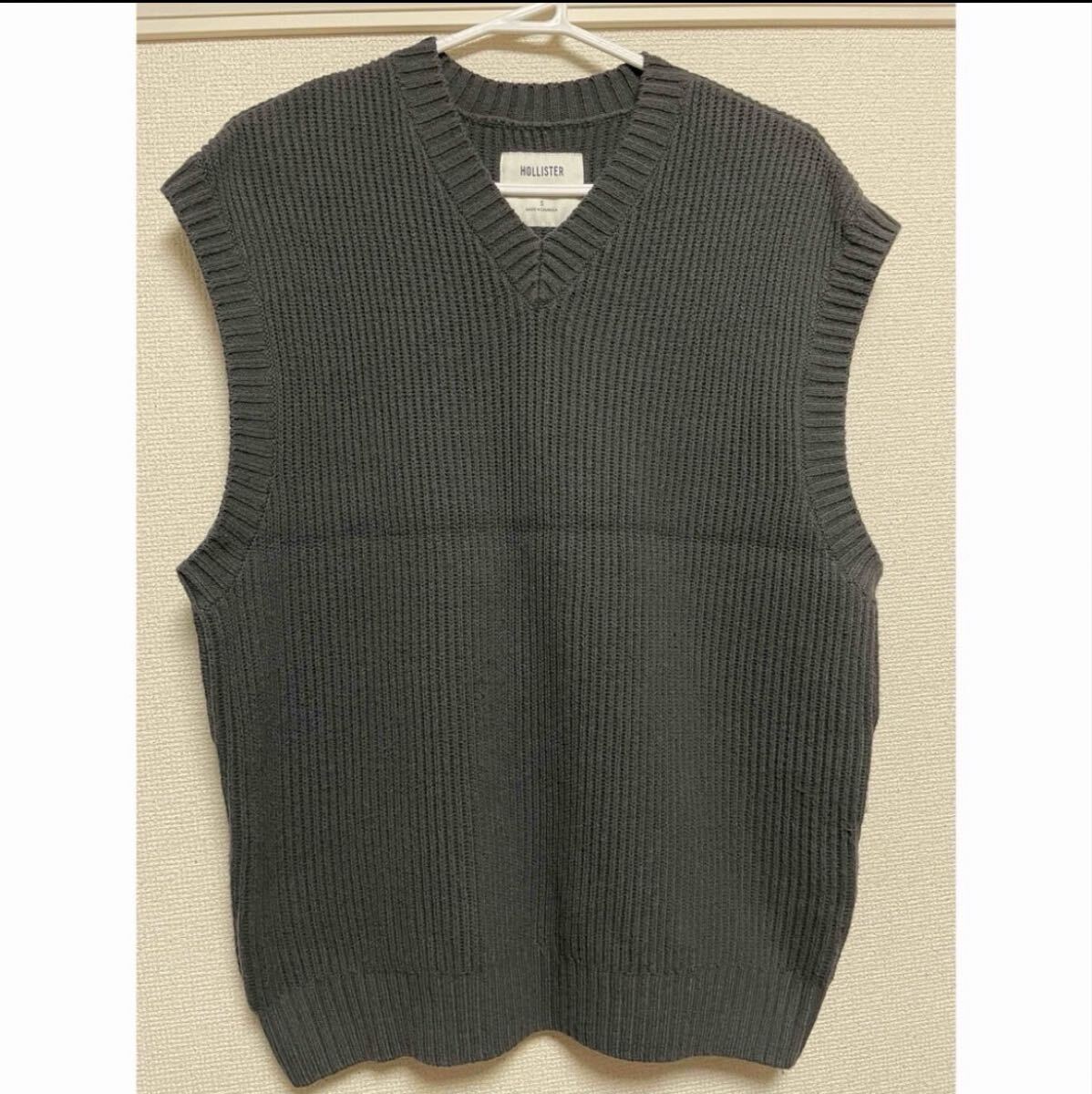 HOLLISTER グレー Vネック ベスト ホリスター拍卖