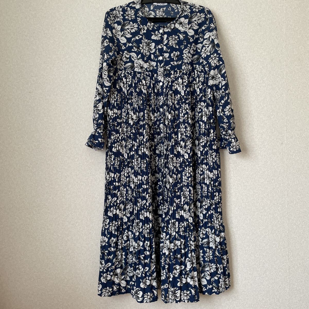 【美品】Otonato オトナト 花柄 プリーツ 長袖ワンピース 140拍卖