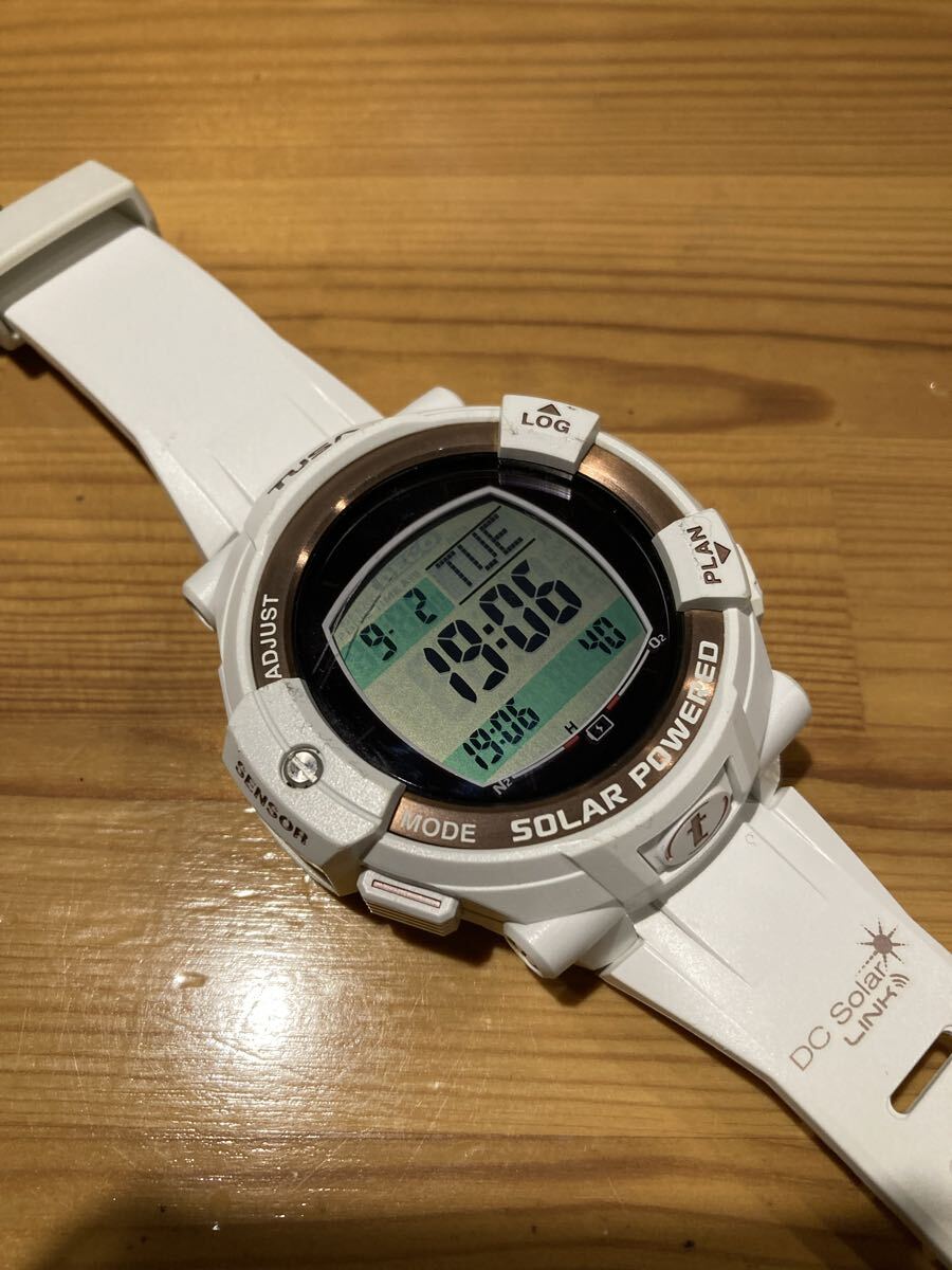 即決 中古 TUSA ダイブコンピューター IQ1204 SOLA LINK DC ホワイト白 white 拍卖