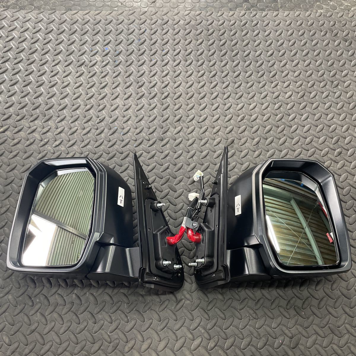 新品 トヨタ 純正 200系 現行 ハイエース 6型 7型 電格 調整 ドアミラー 左右 セット ヒーター無し カメラ無し ダークプライム拍卖