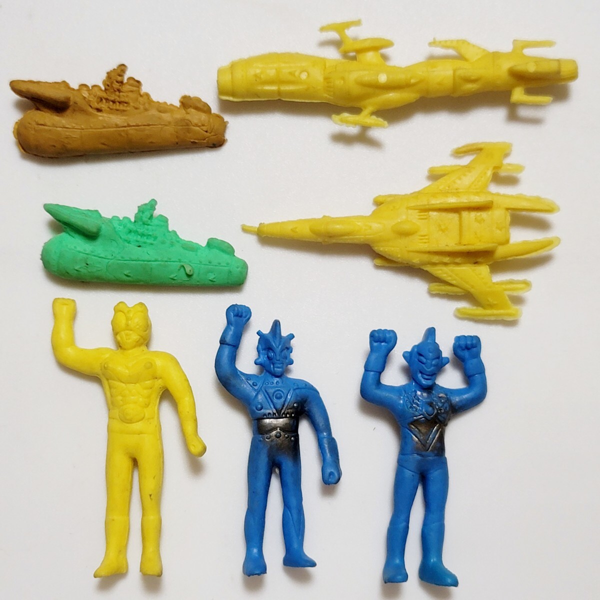 〈当時物〉コスモス 消しゴム 宇宙戦艦ヤマト コスモタイガーⅡ 仮面ライダー ほか / 昭和レトロ ガチャガチャ 駄玩具拍卖