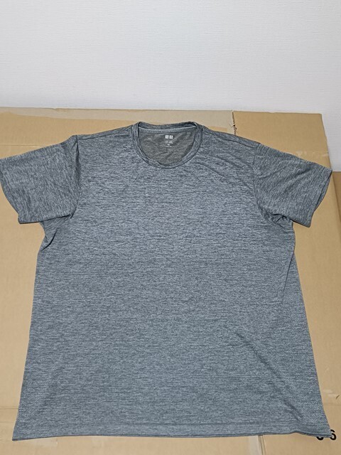 古着 大きいサイズ 3XL Tシャツ [ユニクロ ドライEXクルーネックT(半袖)グレー 旧版 422964 03GRAY ※裏側ひっかけ有り拍卖