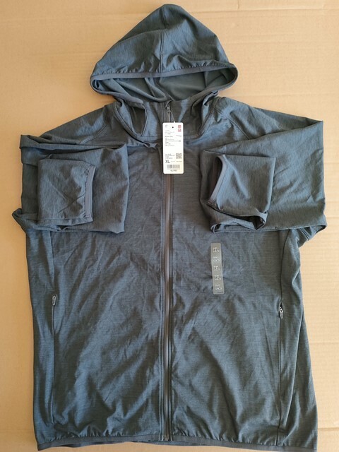 古着 大きめサイズ XL 未使用 [ユニクロ ドライEX UVカット フルジップパーカ(長袖) DARK GRAY サムホール無し拍卖
