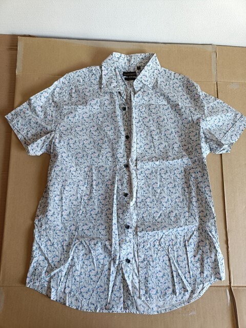 古着 大きめサイズ イタリア52/XL スリム 短い半袖シャツ [ANTONY MORATO アントニー モラート 花柄 綿100% ※袖丈注意拍卖