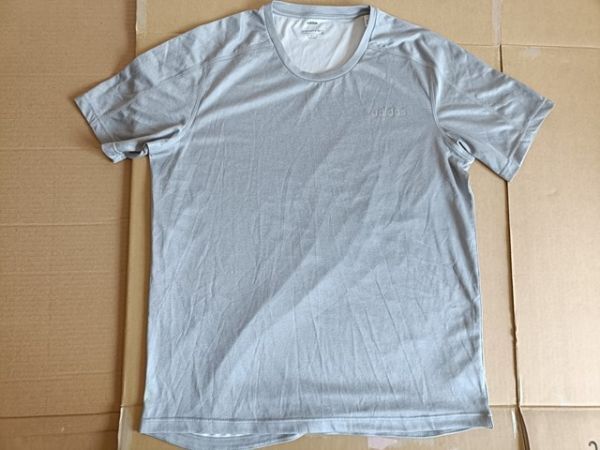 古着 大きいサイズ J4XO=6L [adidas アディダス トレーニングウェア CLIMALITE 半袖Tシャツ 艶あり杢グレー 100%ポリエステル拍卖