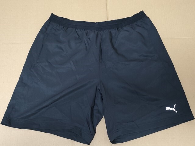 古着 大きいサイズ XXL 未使用 [PUMA プーマジャパン ランニング トレーニング ショートパンツ 黒 速乾 軽量 廃番・旧商品拍卖