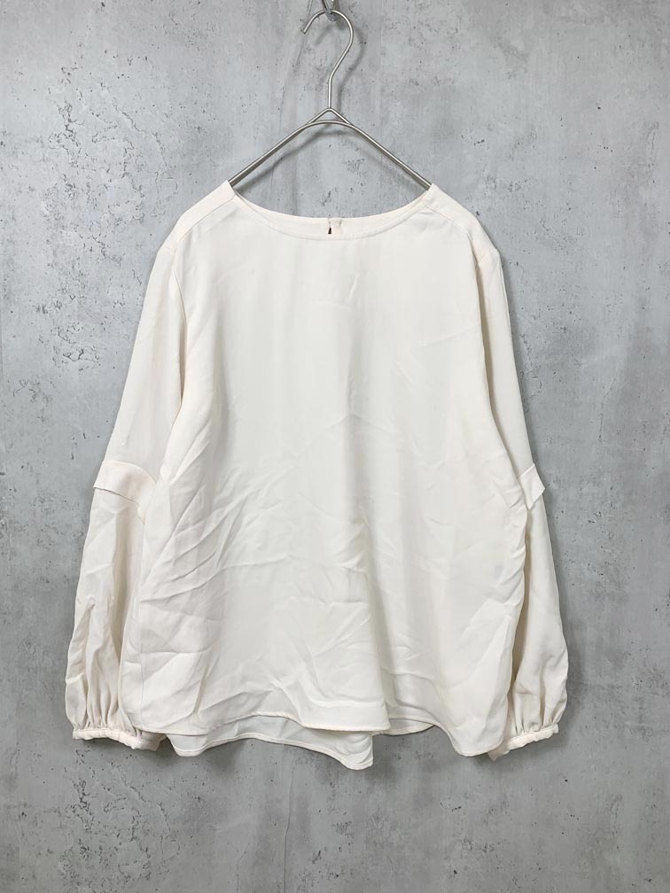 ゆうパケットOK SHIPS シップス 311-11-1832 定価15950円 デザインスリーブクルーネック ブラウス シャツ size36/ナチュラル ■■拍卖