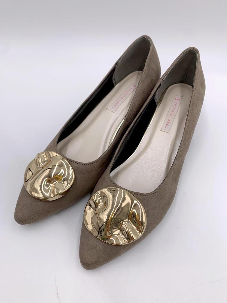 PRIVATE LABEL プライベートレーベル クッション ポインテッド バックル付き パンプス size24/グレージュ ■■拍卖