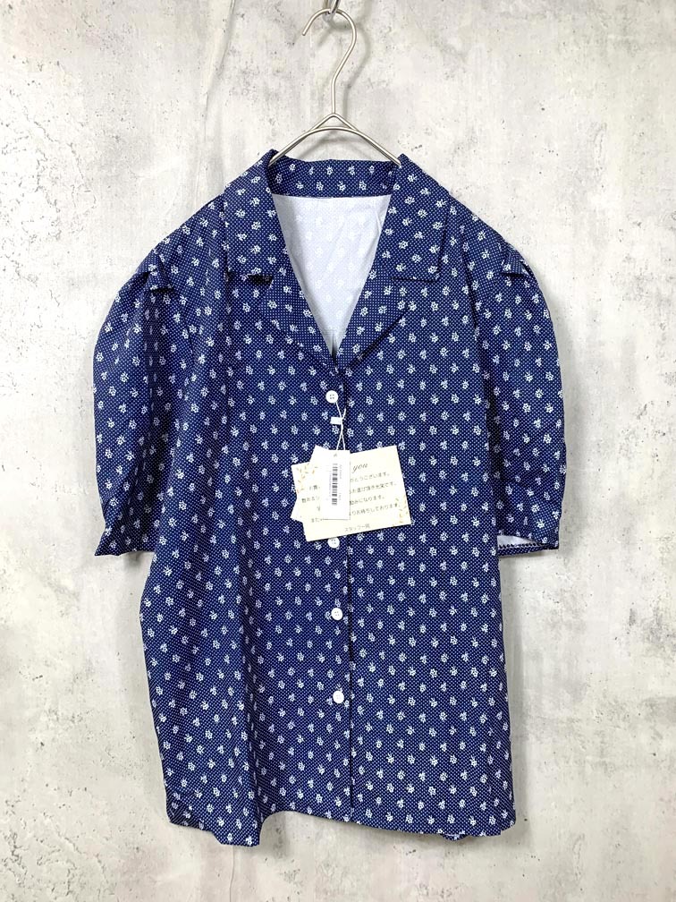 ゆうパケットOK 新品 2ly2 トゥーリートゥー Doula Doula 小花柄ヴィンテージ風 ブラウス シャツ sizeF/紺 ■◆拍卖