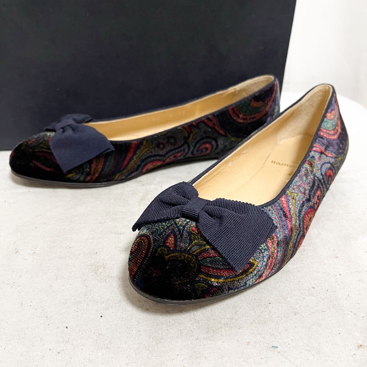和832★ 箱付き RALPH LAUREN ラルフローレン パンプス ベロア ベルベット シューズ 総柄 7 ネイビー レディース拍卖