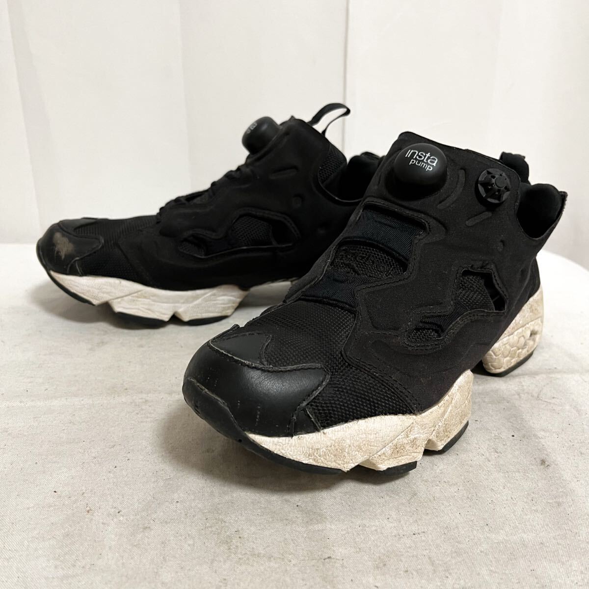 和839★ Reebok INSTAPUMP FURY リーボック インスタポンプフューリー スニーカー シューズ 23.5 ブラック レディース拍卖