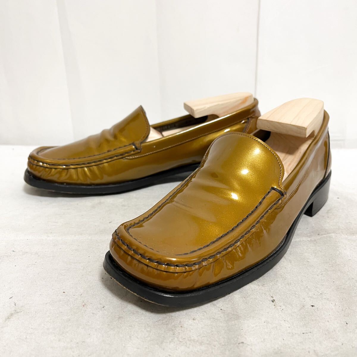 和839★① BALLY バリー ローファー スリッポン エナメル パテントレザー シューズ EU4.5 ブロンズ レディース拍卖