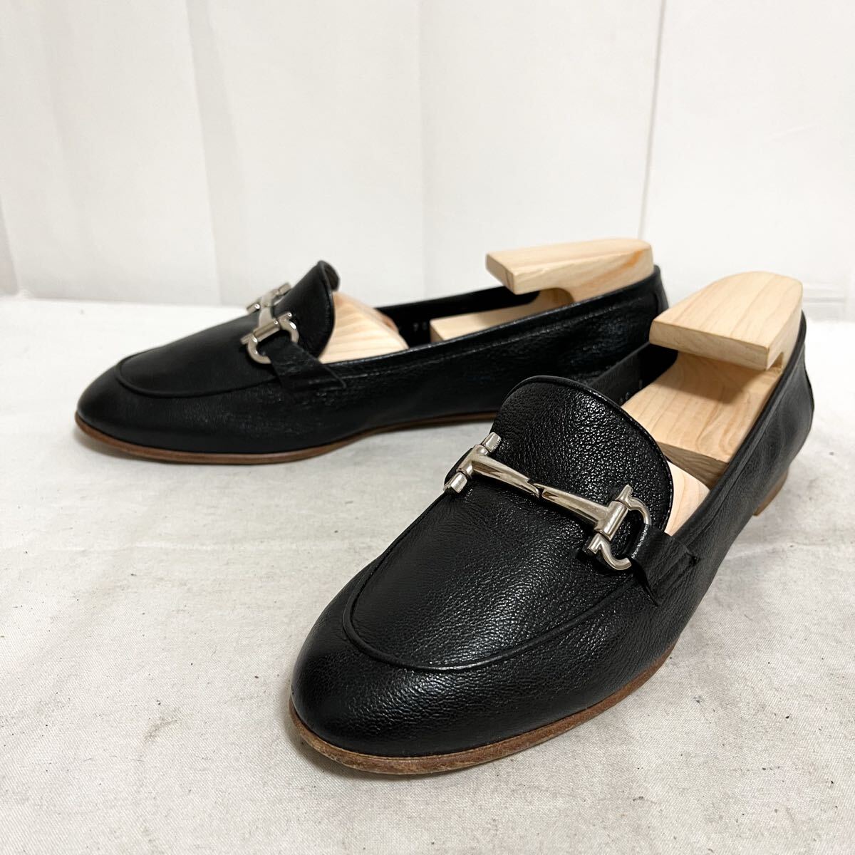 和839★ My Ferragamo フェラガモ レザー パンプス シューズ ビット 8 M ブラック レディース Salvatore サルヴァトーレフェラガモ拍卖