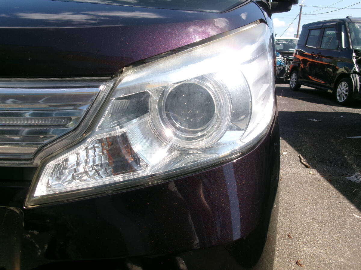 MK32S スペーシアカスタム 左ヘッドライト HID バラスト・バーナー付き 破損無拍卖