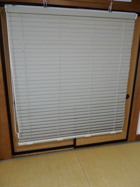 18 モデルルーム展示品 TOSO ウッドブラインド シェード ロールカーテン リノベーション 高級 W1450拍卖