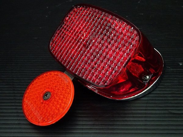 ハーレー FLHTC1340 1988年式 エボ 1340 テールランプ バイク パーツ 部品 HD-AQ-016拍卖