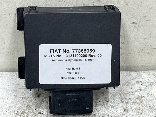 ★ フィアット 500C 312 2011年 31212 コンピューター (在庫No:A41533) (7549)拍卖