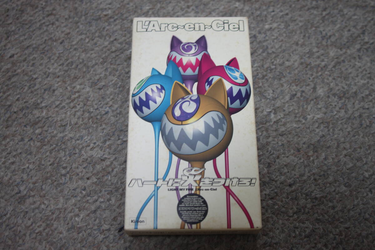 VHS/L'Arc en Ciel/ハートに火をつけろ Tour'98/80分/ラルクアンシエル拍卖