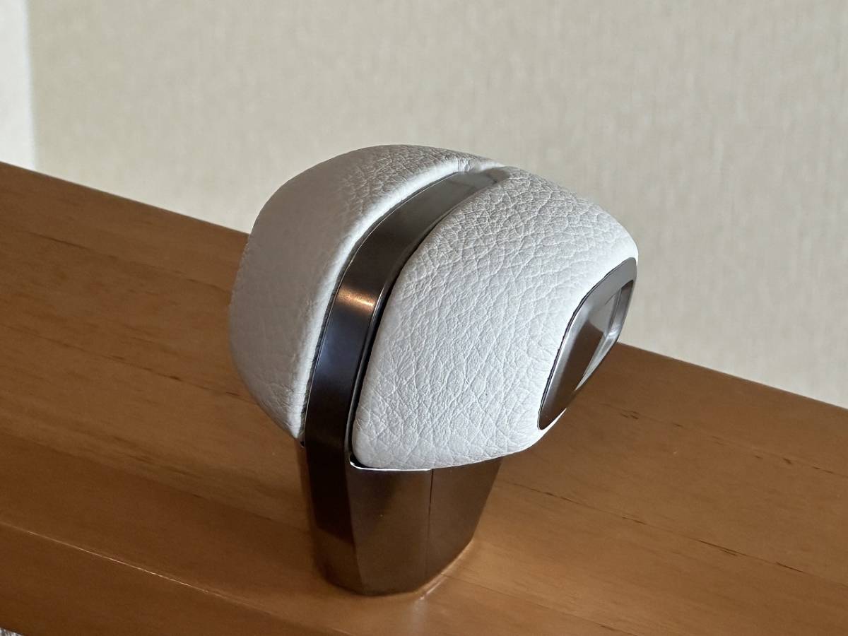 送料無料◆マツダ CX-80 CX-60 本革巻替えエレキノブ(シフトノブ)「ホワイトアイボリー」 ※エレキノブ付属拍卖