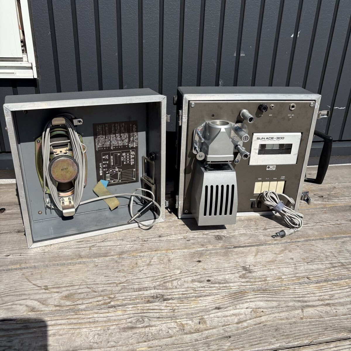 SUN ACE-300 サンエース300 プロジェクター 35mmスライド映写機 カセットデッキ一体型モデル 動作確認済み ジャンク 昭和レトロ レア拍卖