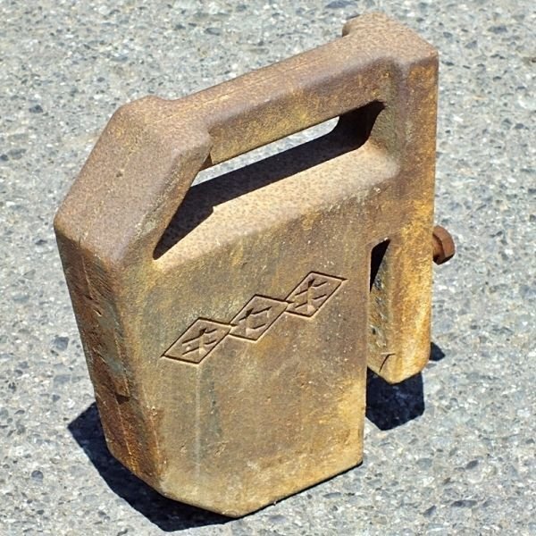 【群馬】イセキ トラクター用 ウエイト 約15kg 差込幅 約14mm 発送可 トラクター ウェイト 錘 重り 重し フロント パーツ 中古 倉庫保管拍卖