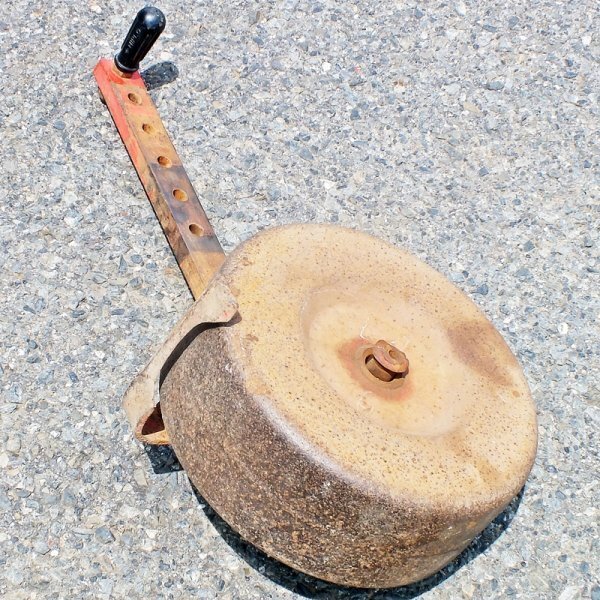 【群馬】ニプロ ロータリー 前尾輪 四角軸 角軸 中古 片側 トラクター パーツ 部品 鉄車輪 鉄車 車輪 尾輪 ビリン ゲージ輪 ホイル コバシ?拍卖