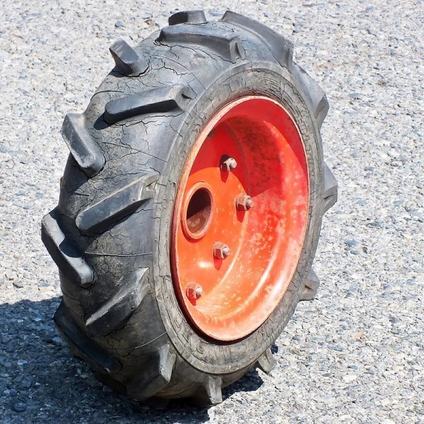 【群馬】チェンシン 耕耘機/管理機 ホイール付 タイヤ 3.50-7 直径350mm 丸軸 1本 中古 農機用 農耕用 農業用 部品 パーツ ホイル 耕運拍卖