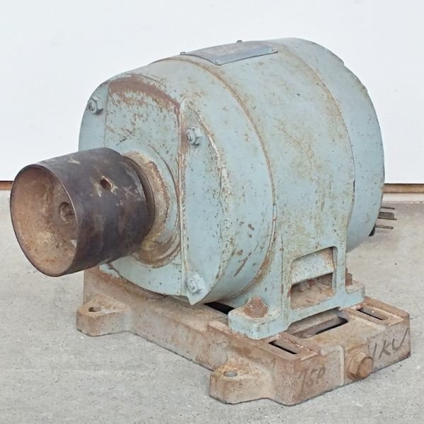 【群馬】東京芝浦電気 三相誘導電動機 VBKO 1kw 三相200V 50/60サイクル 極数4 左回転 東芝 昭和 レトロ 骨董 モーター 中古 実動 倉庫保管拍卖
