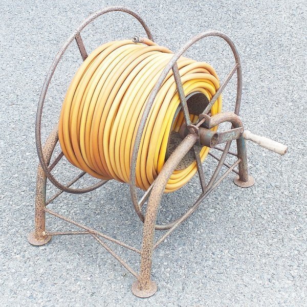 【群馬】農業用 ホースリール 約90m 動噴 噴霧機 ドラム ホース リール 巻き取り 巻取り 農薬 散布 消毒 放水 散水 潅水 噴霧器 高圧 中古拍卖
