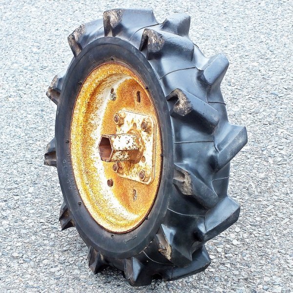 群馬】ブリヂストン 耕耘機/管理機 ホイール付 タイヤ 4.00-10 六角軸 取付径36mm 1本 中古 農機用 農耕用 農業用 部品 パーツ ホイル 耕運拍卖