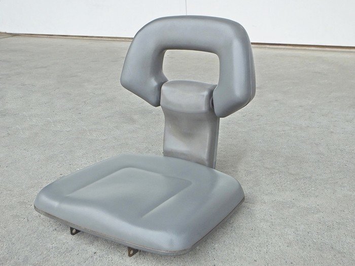 【群馬】クボタ 田植機 座席シート 田植え機 座席 シート いす 椅子 イス SPU650 取付 中古品 パーツ 部品 予備 交換 発送可拍卖