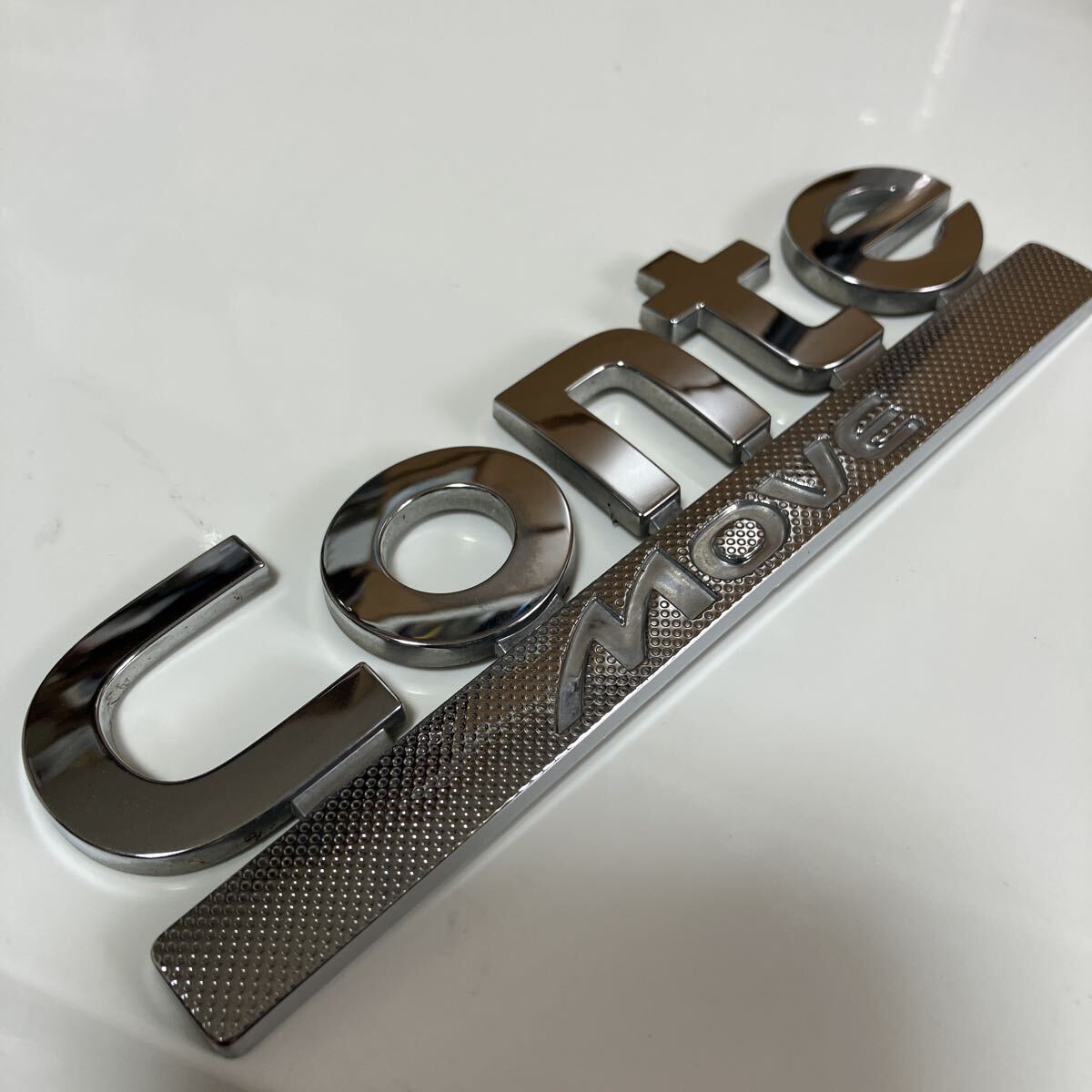 L10107 ダイハツ L575S ムーヴコンテ エンブレム★ 送料250円拍卖