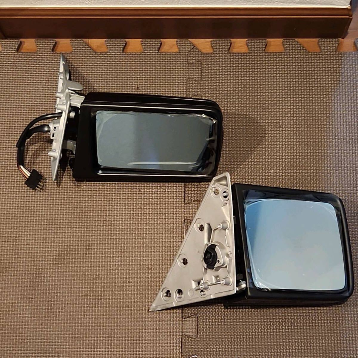 新品 未使用ベンツW124W201左ハンドル純正ドアミラー左右セット サイドミラー バックミラー190E300E300TE E320E500benz door mirrors管445拍卖