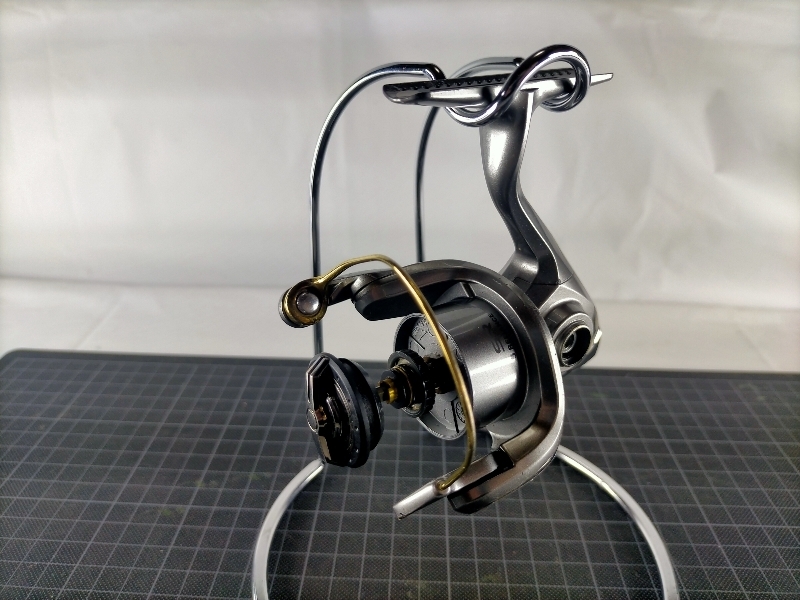 攝 シマノ 11ツインパワーC2000S 日本製【純正ボディー ドラグノブ ハンドルキャップ 】スピニングリール Shimano TWINPOWER 02903 1904F拍卖