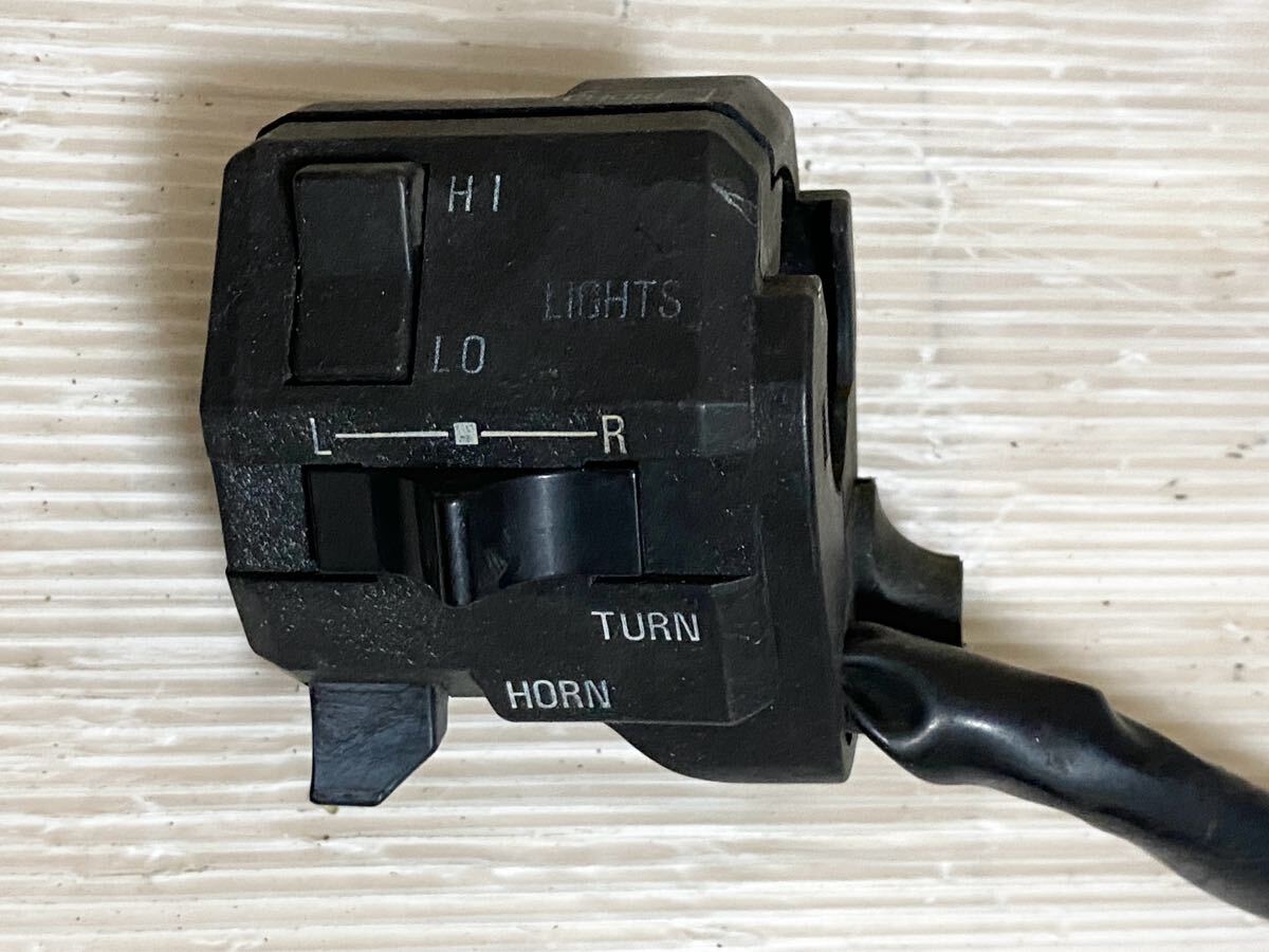 KR250 純正ハンドルスイッチ 左 カワサキ ノーマル ウインカー KR250A S 検(KR-1 AR125 CS GPZ F GPX KH KRR150 ニンジャ zzr400 ZRX)拍卖