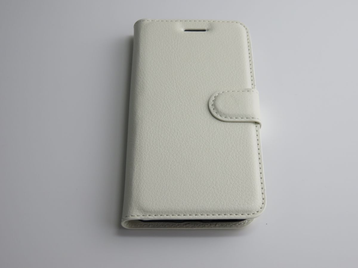 iPhone SE3 第3世代 SE2 第2世代 iPhone7 iPhone8 4.7インチ 手帳型 ソフトケース PUレザー スマホケース 白色 P007拍卖