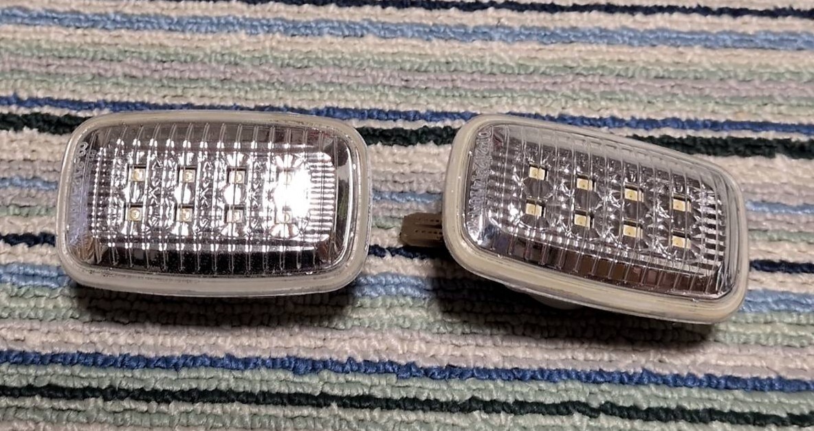 ランドクルーザー70系 GRJ76/79 LEDサイドマーカーランプ クリアウィンカー 中古品 ランクル70 70プラド拍卖