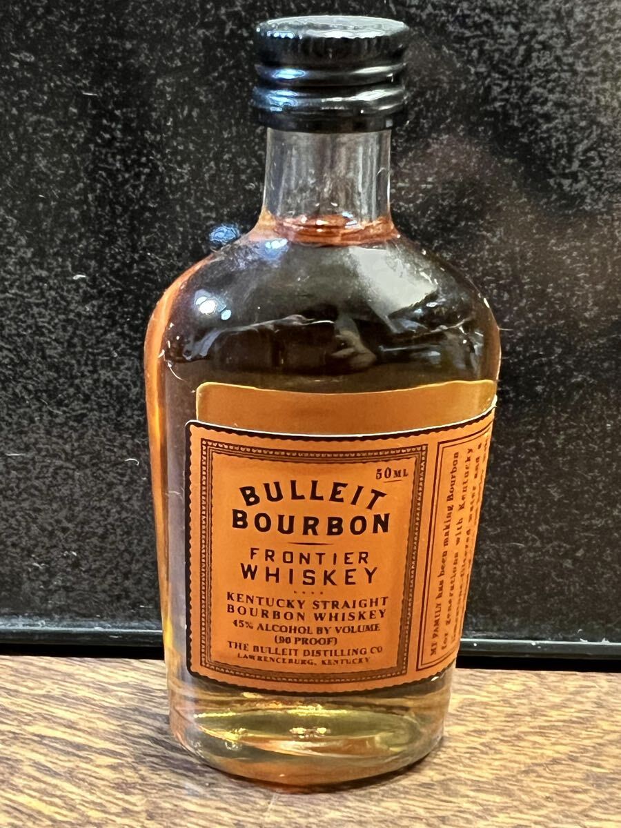 BULLEIT BOURBON フロンティア ウイスキー ミニボトル 50ml拍卖