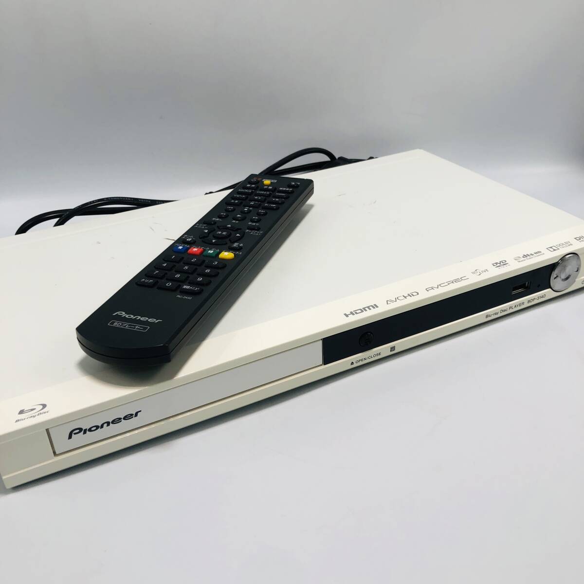 【訳あり/通電確認済】Pioneer ブルーレイプレーヤー アップスケーリング/音声付き早見・遅見再生機能搭載 ホワイト BDP-3140-W /Y31429-O1拍卖